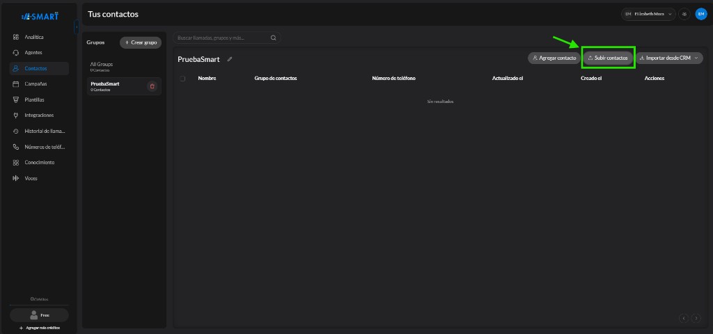 Botón Subir contactos en el panel de contactos